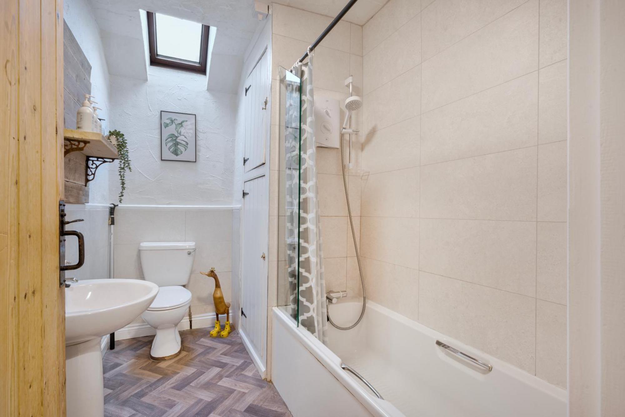 The Gilpin Farmhouse, Lake District Getaway Levens Экстерьер фото